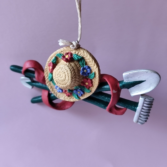Christmas Ornament Sun Hat&Garden Tools Hanging Decor - Picture 3 of 4